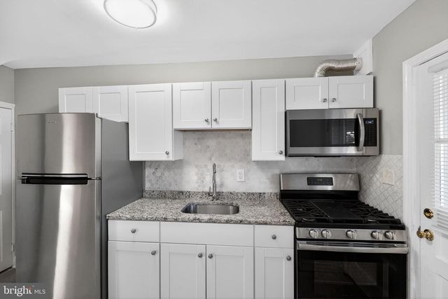 3425 DUNRAN RD, Dundalk, MD 21222