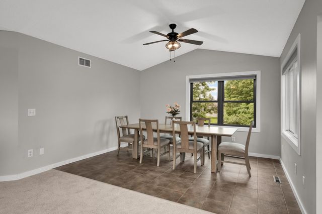 17550 Foxboro Lane, Farmington, MN 55024