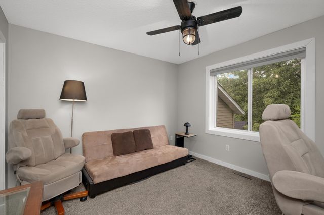 17550 Foxboro Lane, Farmington, MN 55024