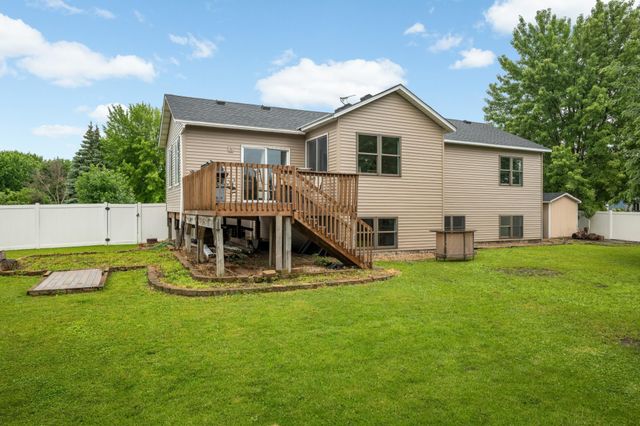 17550 Foxboro Lane, Farmington, MN 55024
