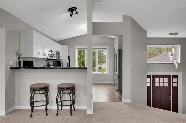 17550 Foxboro Lane, Farmington, MN 55024