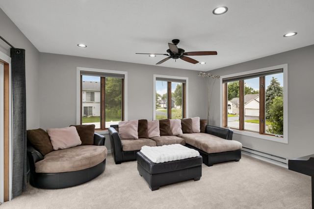 17550 Foxboro Lane, Farmington, MN 55024