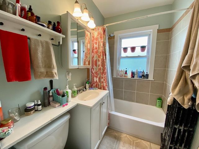 12 Saint Peter St. 1, Boston, MA 02130