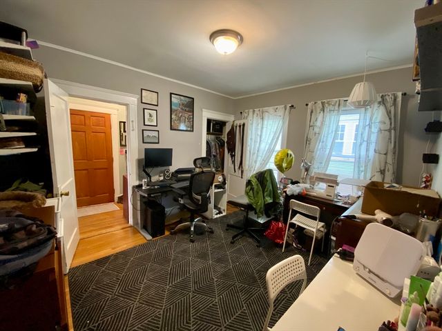 12 Saint Peter St. 1, Boston, MA 02130