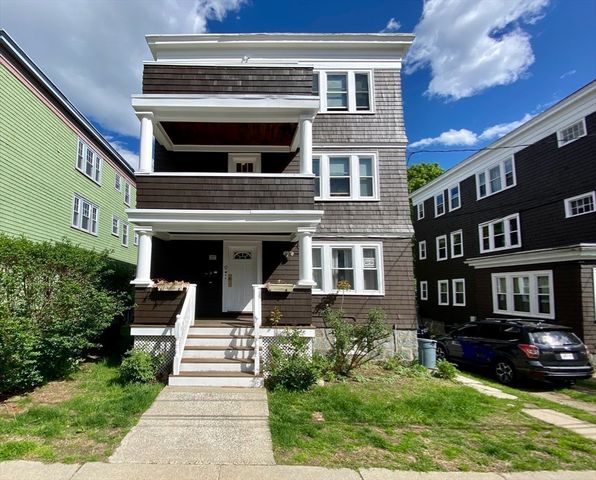 12 Saint Peter St. 1, Boston, MA 02130