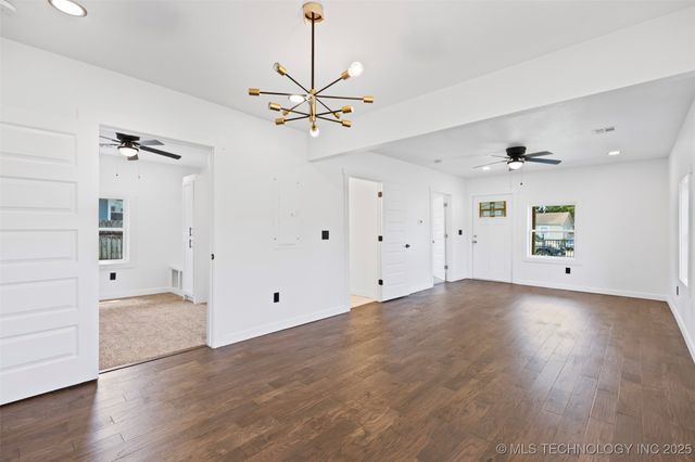 429 S 49TH West Avenue, Tulsa, OK 74127