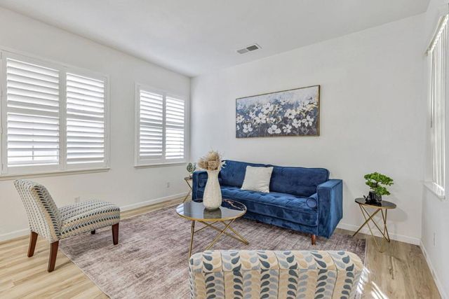 202 W Fauna Avenue, Mountain House, CA 95391