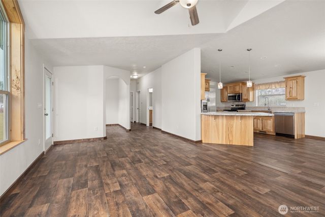 210 Mossyrock Rd W, Mossyrock, WA 98564