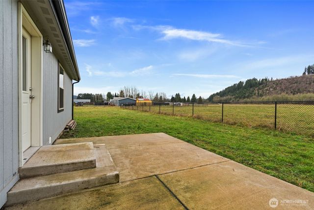 210 Mossyrock Rd W, Mossyrock, WA 98564