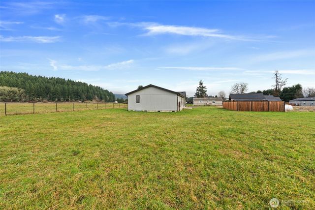 210 Mossyrock Rd W, Mossyrock, WA 98564