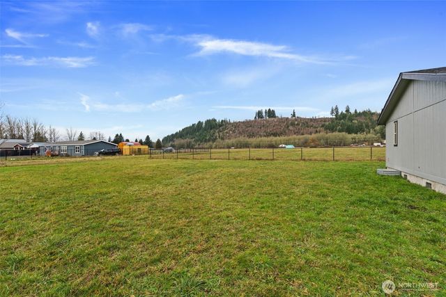 210 Mossyrock Rd W, Mossyrock, WA 98564