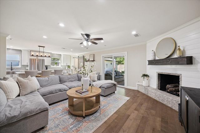 14114 River Forest Drive, Houston, TX 77079