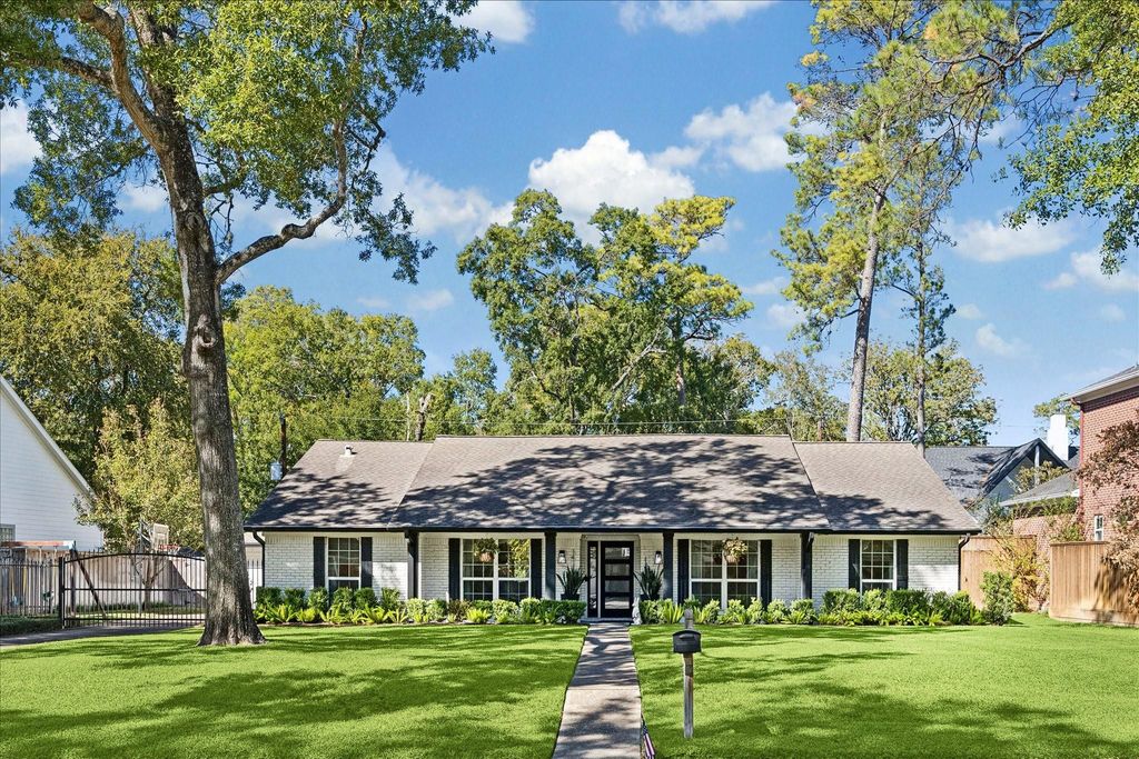 14114 River Forest Drive, Houston, TX 77079