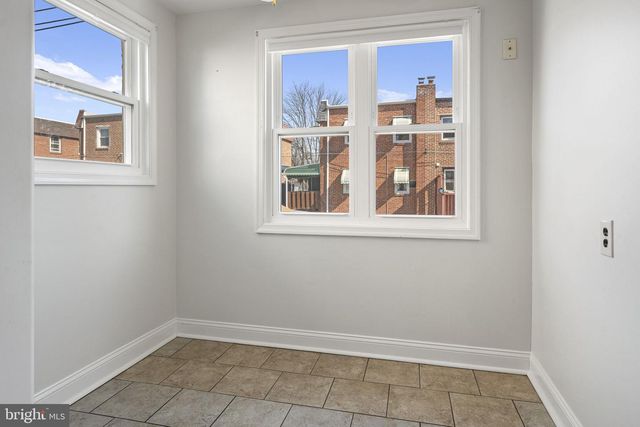 200 WILLOWBROOK AVE, Folsom, PA 19033