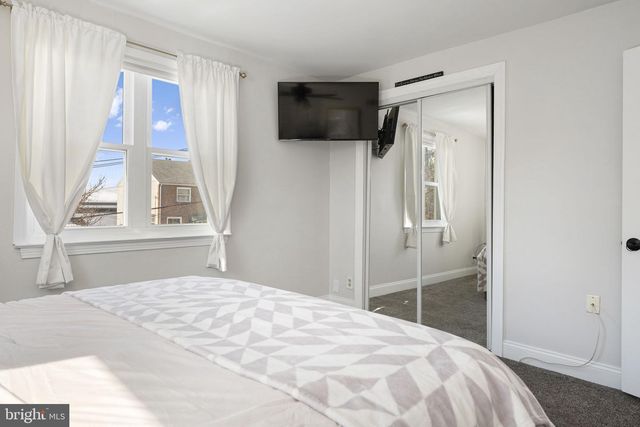 200 WILLOWBROOK AVE, Folsom, PA 19033