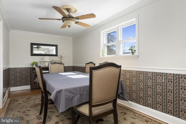 200 WILLOWBROOK AVE, Folsom, PA 19033