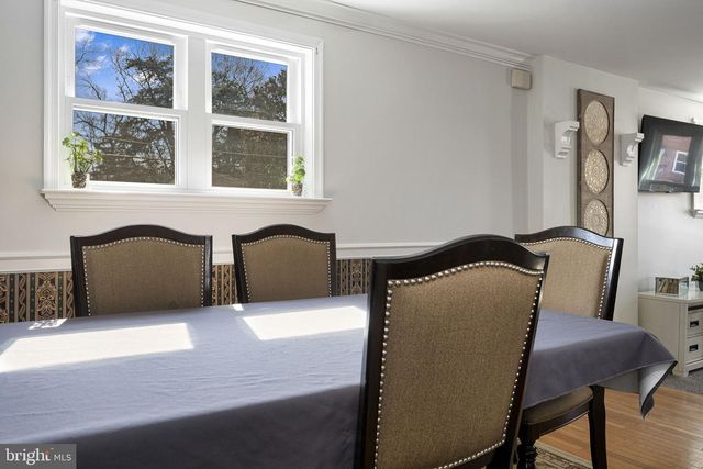 200 WILLOWBROOK AVE, Folsom, PA 19033