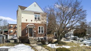 200 WILLOWBROOK AVE, Folsom, PA 19033