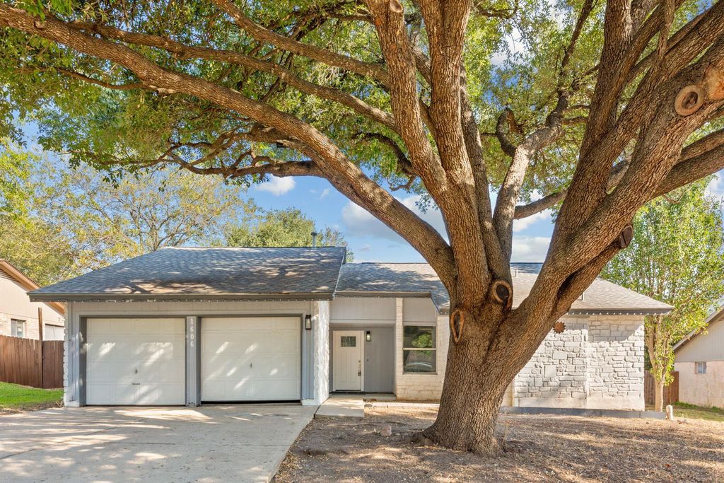 1606 Old Tract RD, Pflugerville, TX 78660