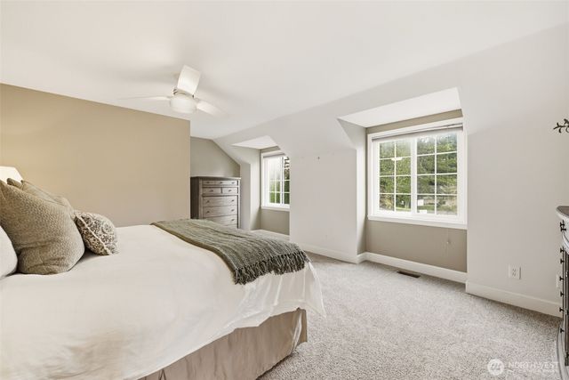 2133 222nd Place NE, Sammamish, WA 98074