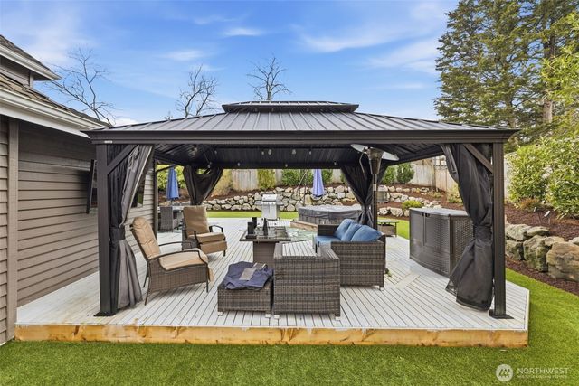 2133 222nd Place NE, Sammamish, WA 98074