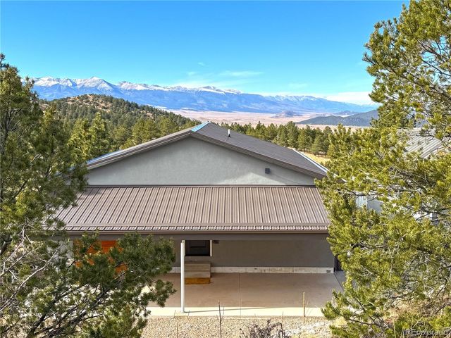 563 S Kankakee Road, Westcliffe, CO 81252