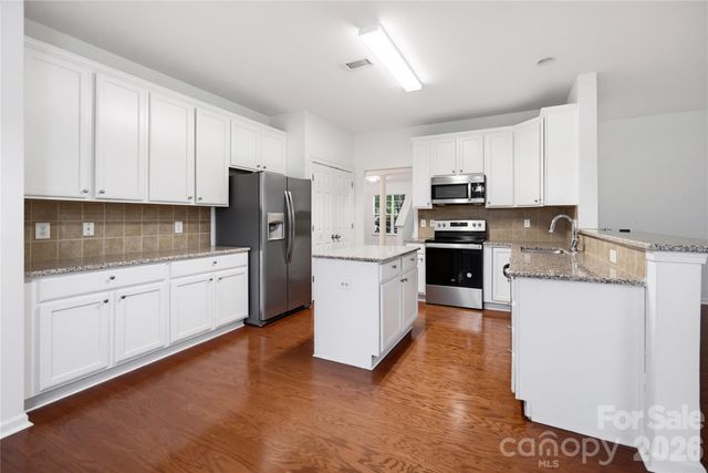 5226 Coffeeberry Lane, Charlotte, NC 28227