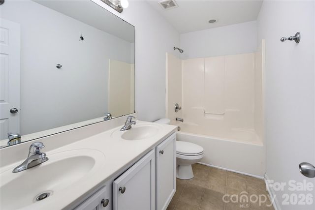 5226 Coffeeberry Lane, Charlotte, NC 28227