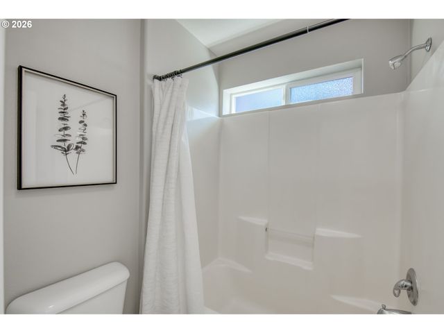 17068 Sw PLEASANTON Ln, Beaverton, OR 97003