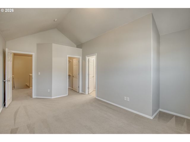 17068 Sw PLEASANTON Ln, Beaverton, OR 97003