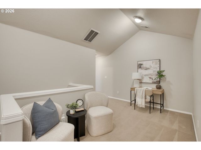 17068 Sw PLEASANTON Ln, Beaverton, OR 97003