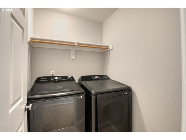 17068 Sw PLEASANTON Ln, Beaverton, OR 97003