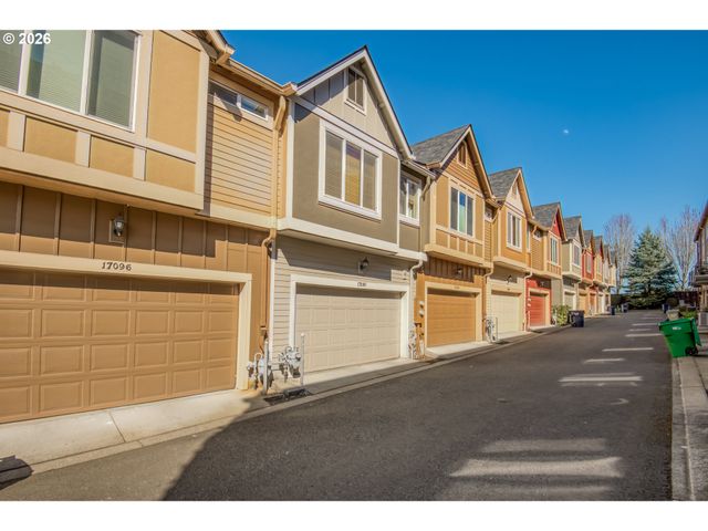 17068 Sw PLEASANTON Ln, Beaverton, OR 97003