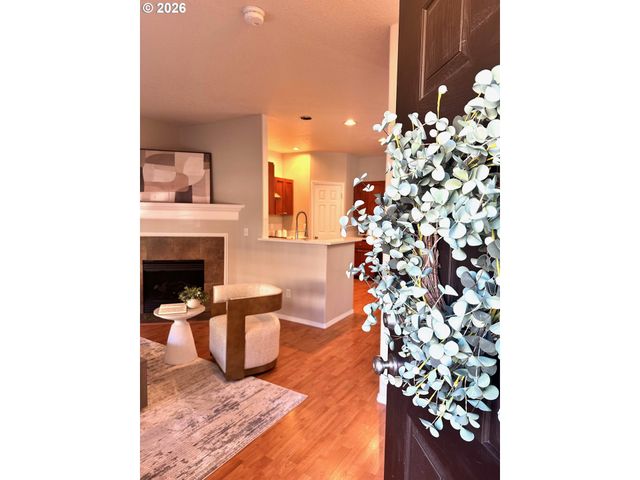 17068 Sw PLEASANTON Ln, Beaverton, OR 97003