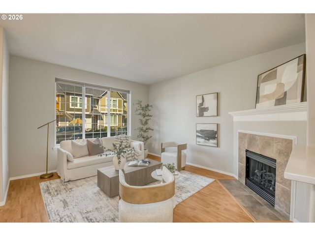 17068 Sw PLEASANTON Ln, Beaverton, OR 97003