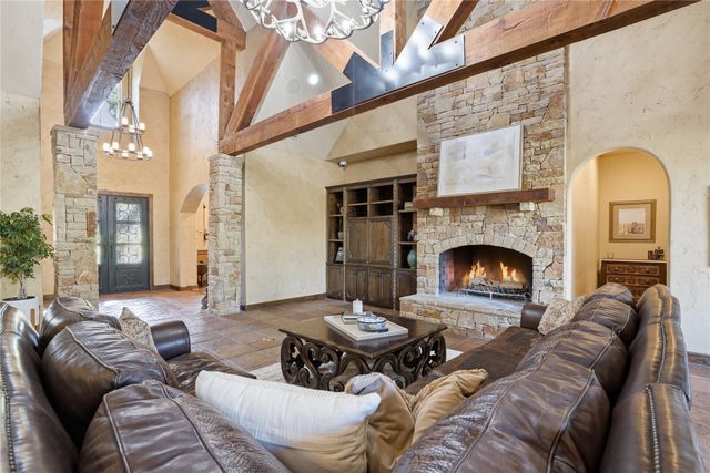 129 Trinity Bluffs, Aledo, TX 76008