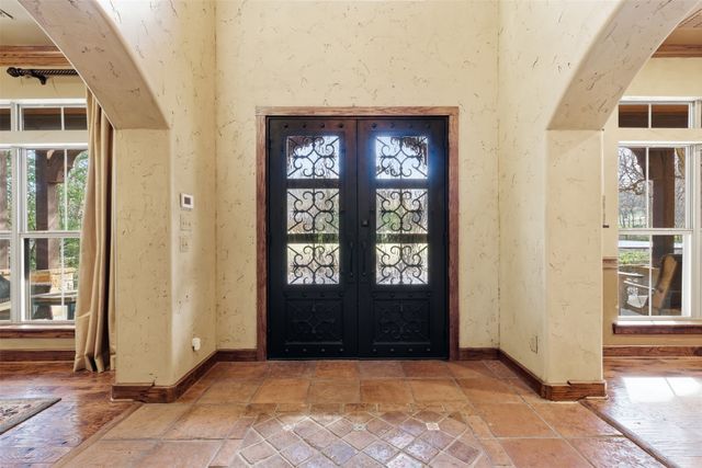 129 Trinity Bluffs, Aledo, TX 76008