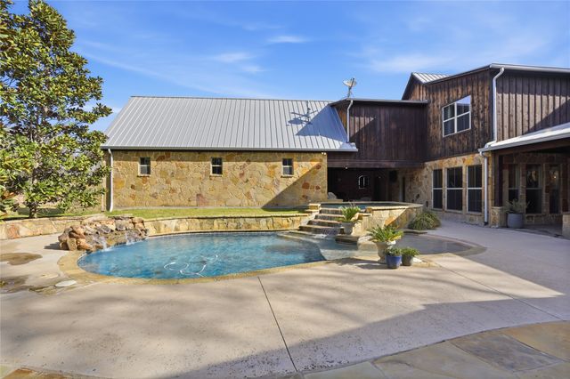 129 Trinity Bluffs, Aledo, TX 76008