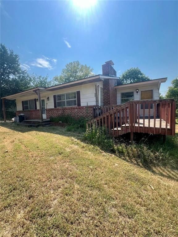 8536 SE 72nd Street, Baxter Springs, KS 66713