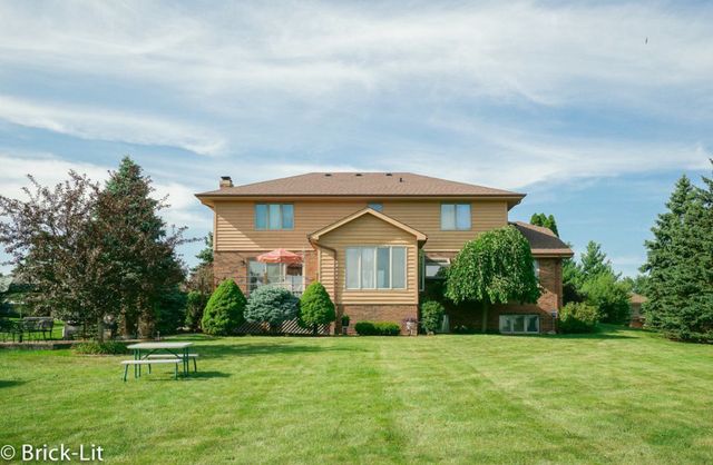 43 Sun Hill Lane, Lemont, IL 60439