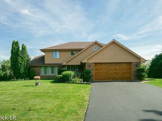 43 Sun Hill Lane, Lemont, IL 60439