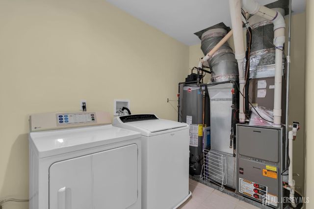 224 Pinelli Drive, Piscataway, NJ 08854