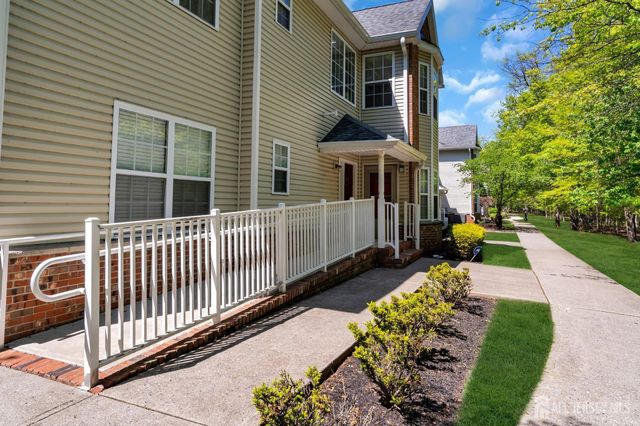 224 Pinelli Drive, Piscataway, NJ 08854