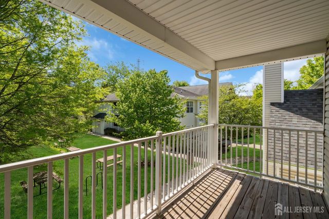 224 Pinelli Drive, Piscataway, NJ 08854