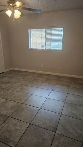 2610 Strait Lane, Houston, TX 77084