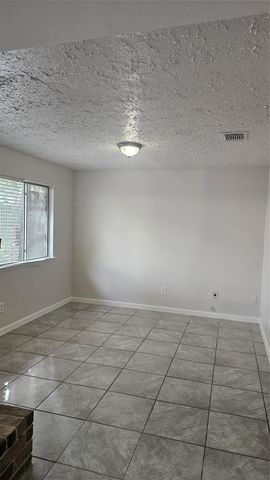 2610 Strait Lane, Houston, TX 77084