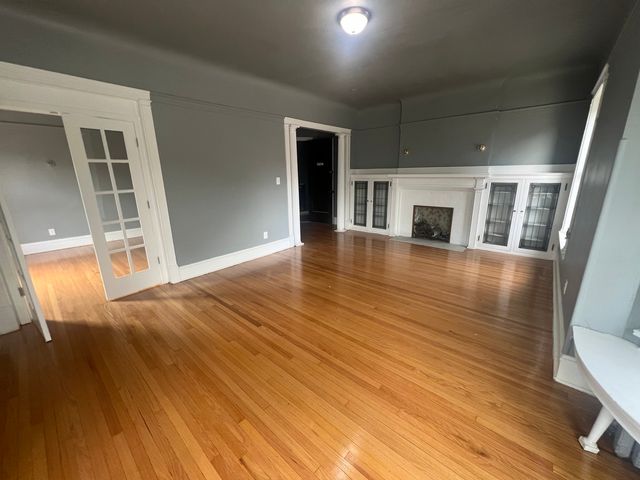 4958 S Michigan Avenue 2S, Chicago, IL 60615