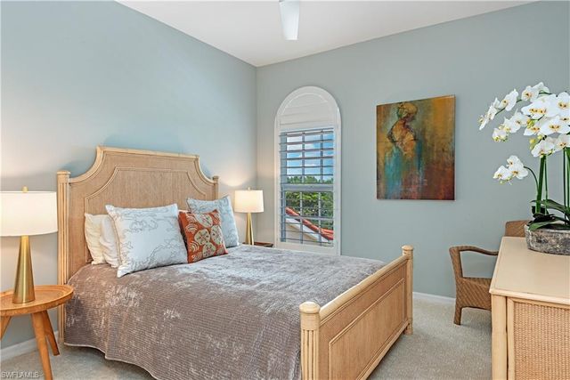 1590 Clermont DR K-403, Naples, FL 34109
