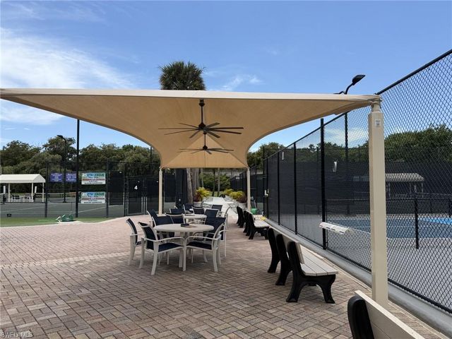 1590 Clermont DR K-403, Naples, FL 34109