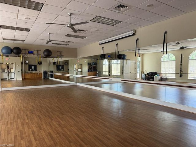 1590 Clermont DR K-403, Naples, FL 34109